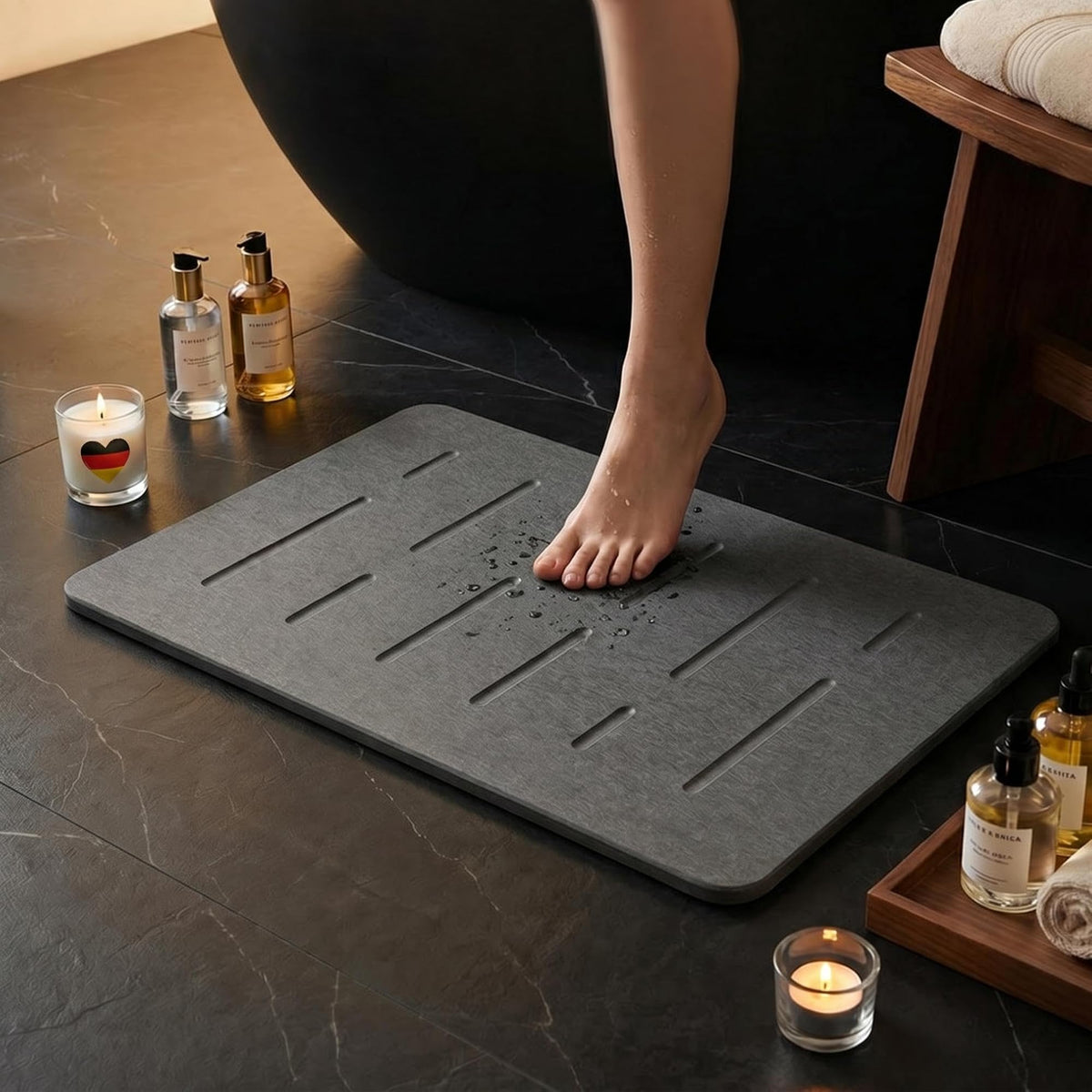 Homellence diatomite stone bath mat, Linear Luxury (image 1)